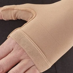 AW 705 Lymphedema Gauntlet 20-30 mmHg